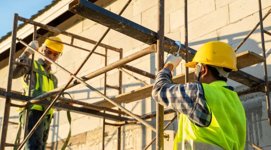 Professional fairlawn roofing services in Applegate, MI